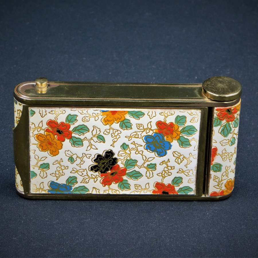1930's Camera Style Vanity Compact